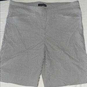 Hillary Radley Beige & White Striped Bermuda Shorts - Large